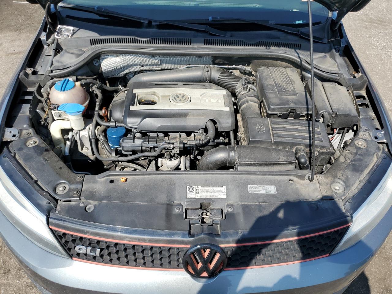 VOLKSWAGEN JETTA GLI