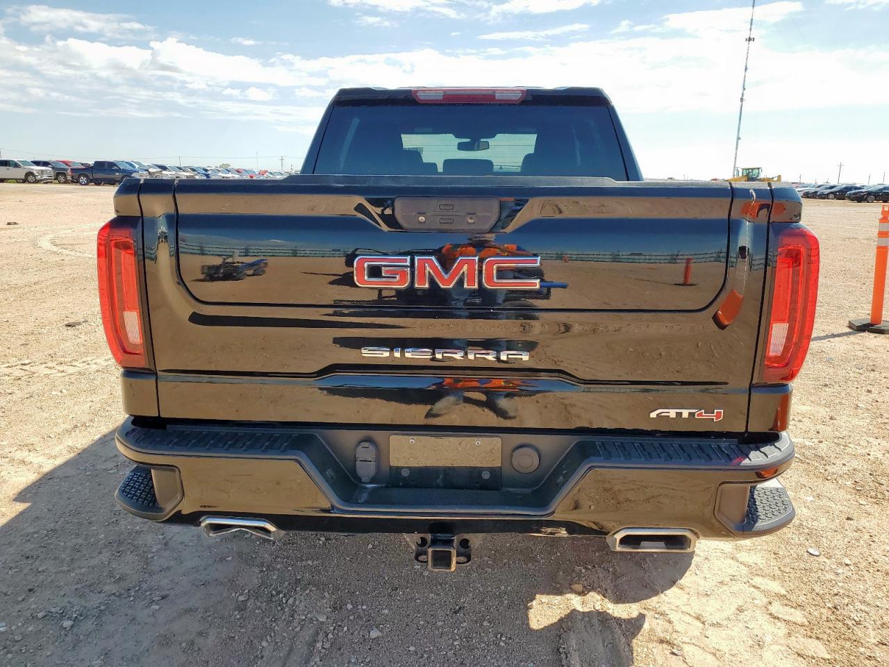 GMC SIERRA 1500 K1500 AT4