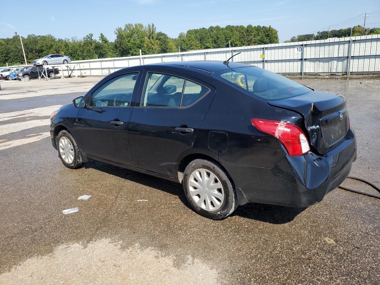 NISSAN VERSA S