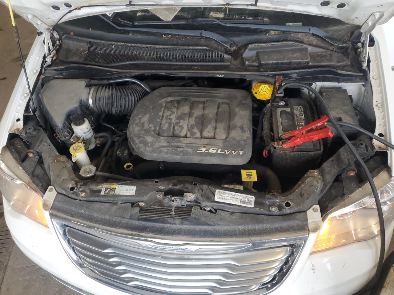 CHRYSLER TOWN & COUNTRY TOURING