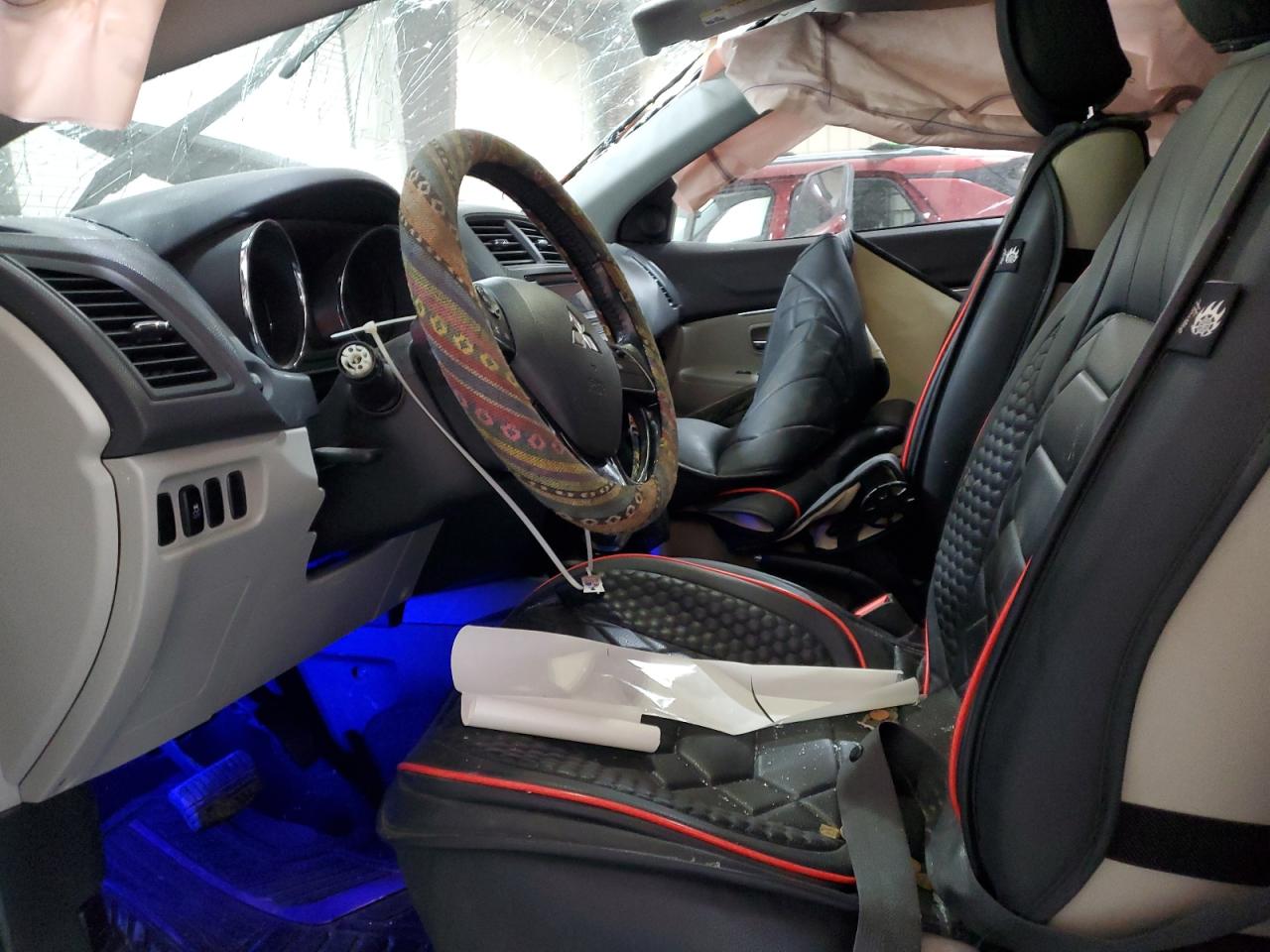 MITSUBISHI OUTLANDER ES