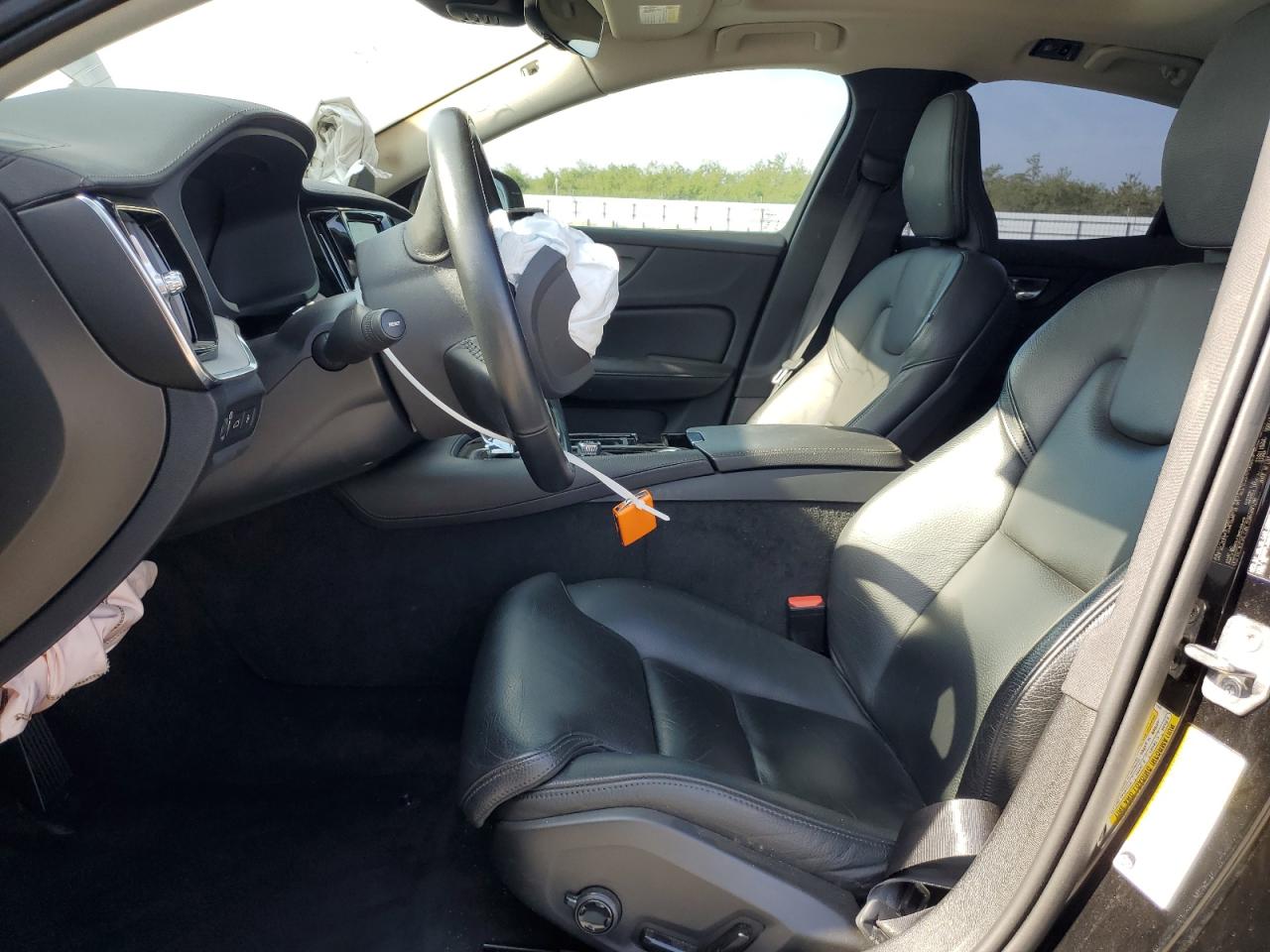 VOLVO S60 T8 RECHARGE INSCRIPTION