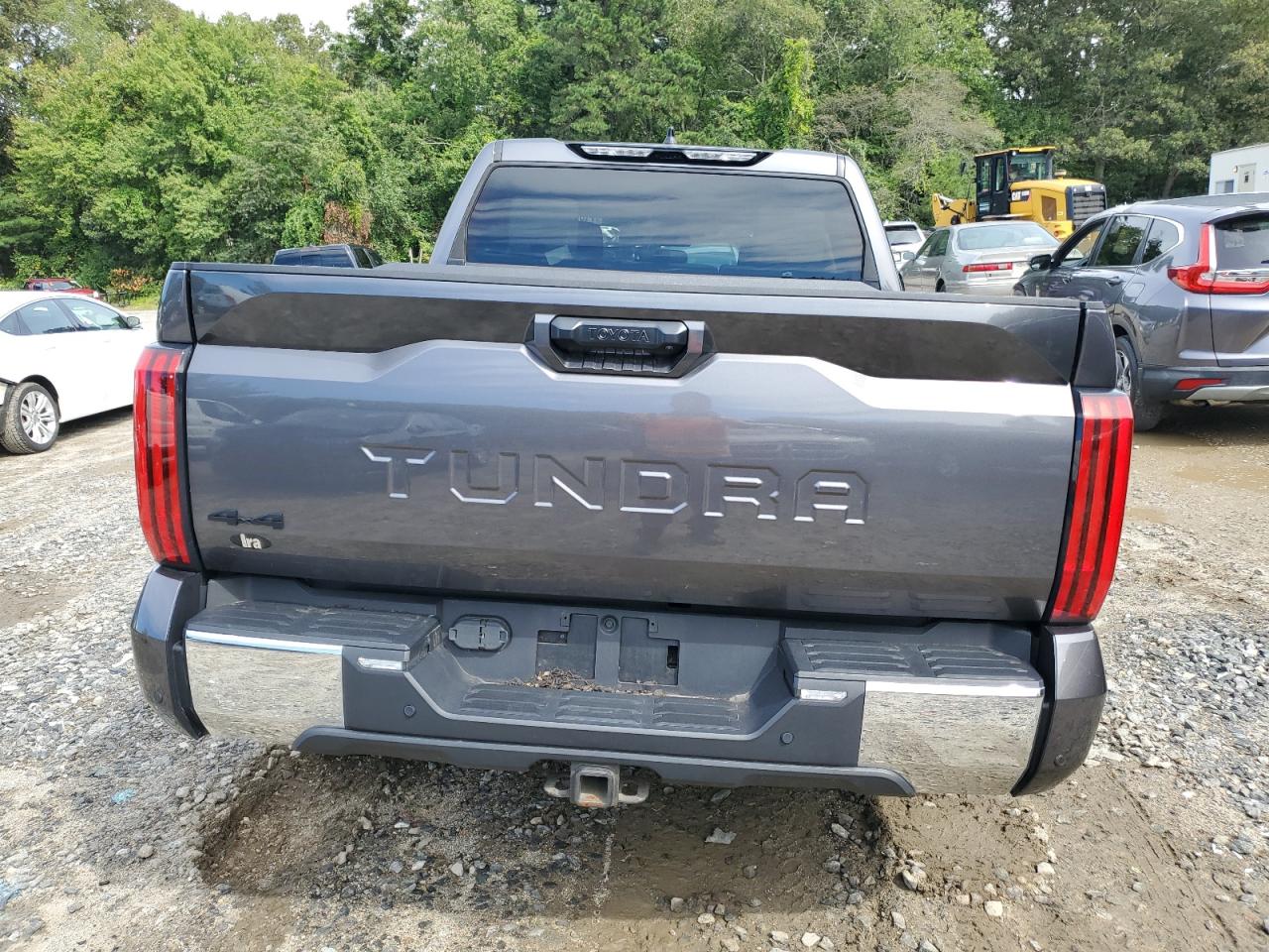 TOYOTA TUNDRA CREWMAX SR