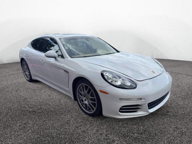 2015 PORSCHE PANAMERA 2 WP0AA2A72FL007340