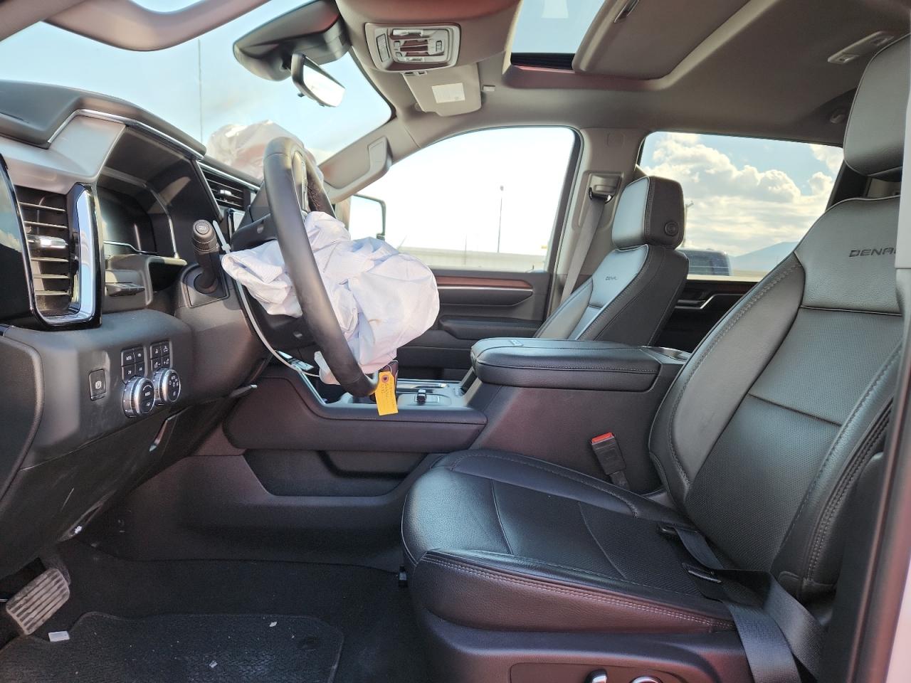 GMC SIERRA K2500 DENALI