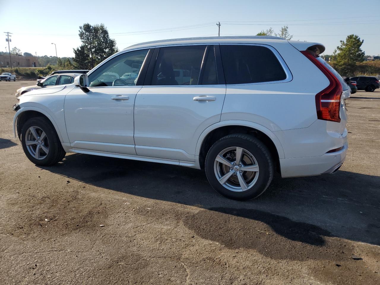 VOLVO XC90 T5 MOMENTUM