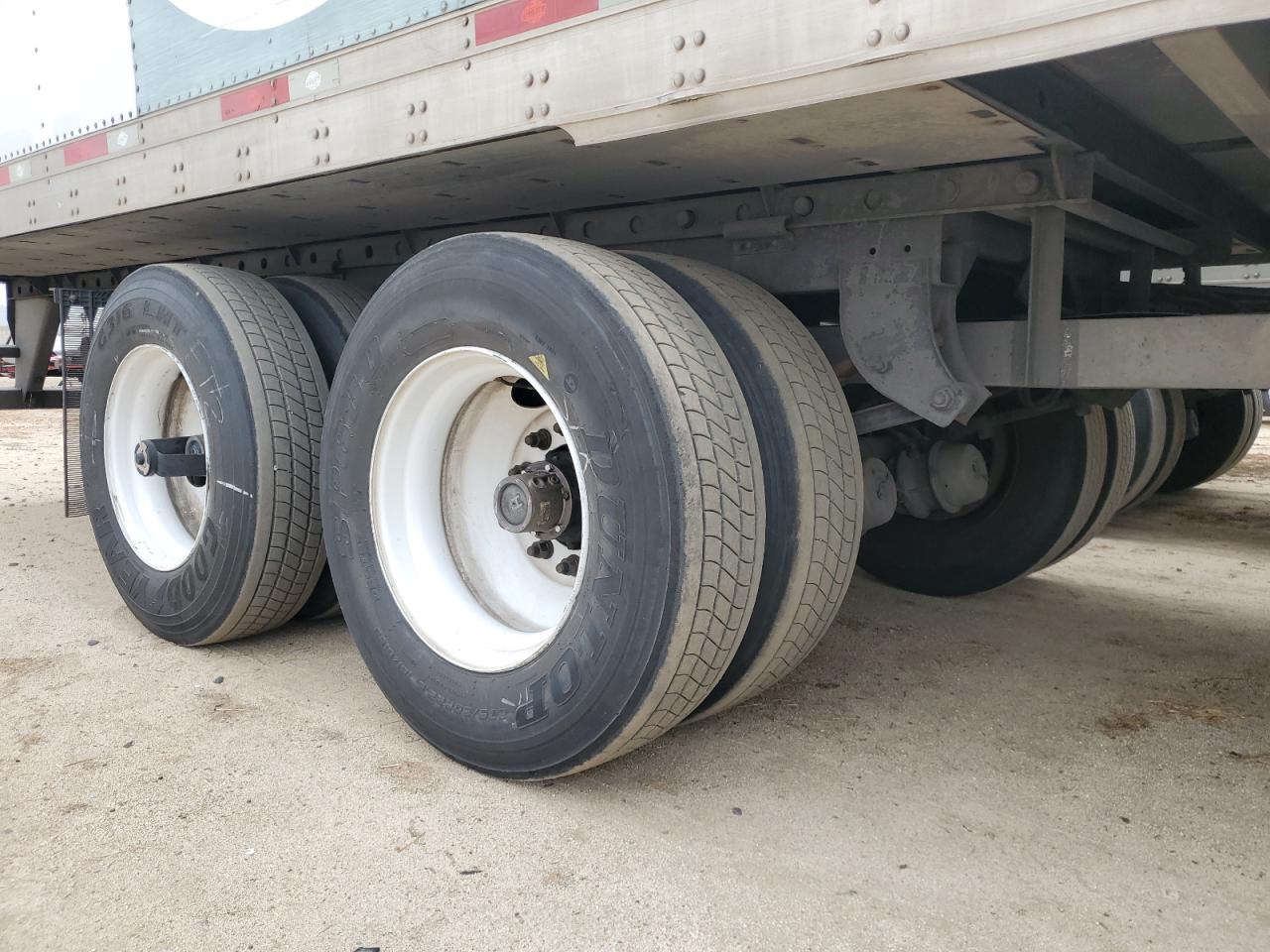 Lot #3282802753 2015 UTILITY VS2RA