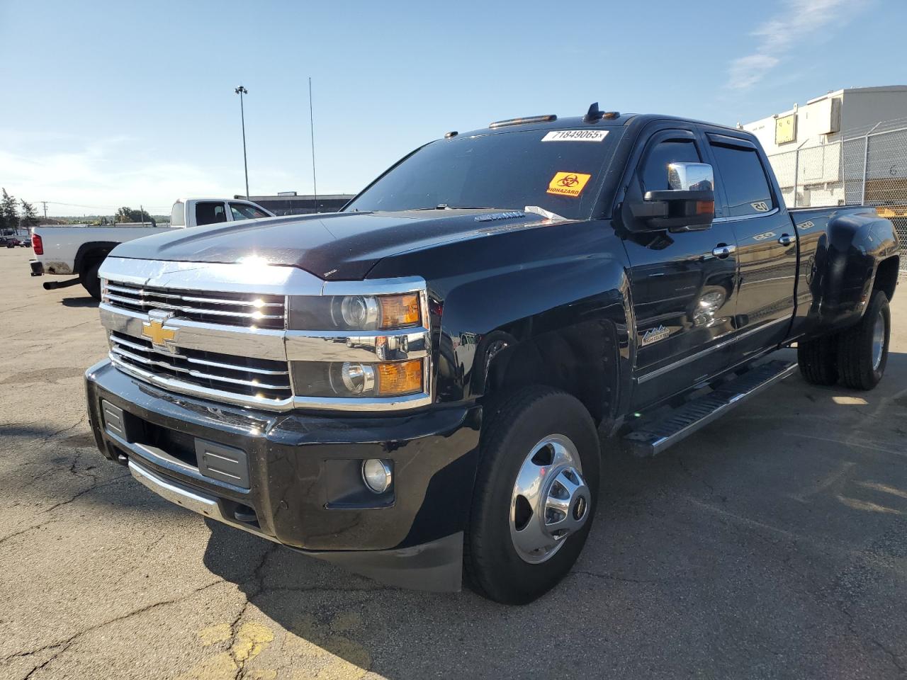 CHEVROLET SILVERADO K3500 HIGH COUNTRY