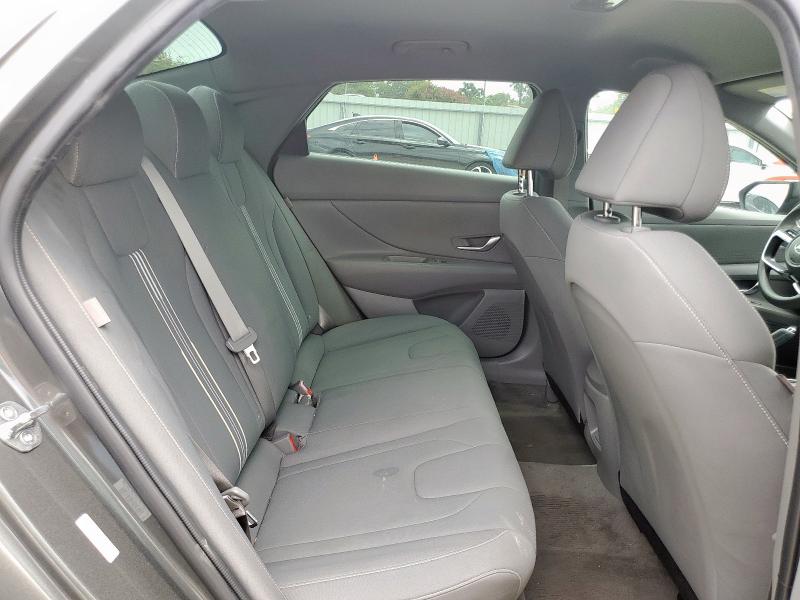 2024 HYUNDAI ELANTRA SEL KMHLM4DG4RU671964