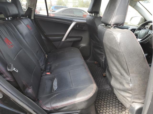 2018 TOYOTA RAV4 HV LE JTMRJREVXJD231513