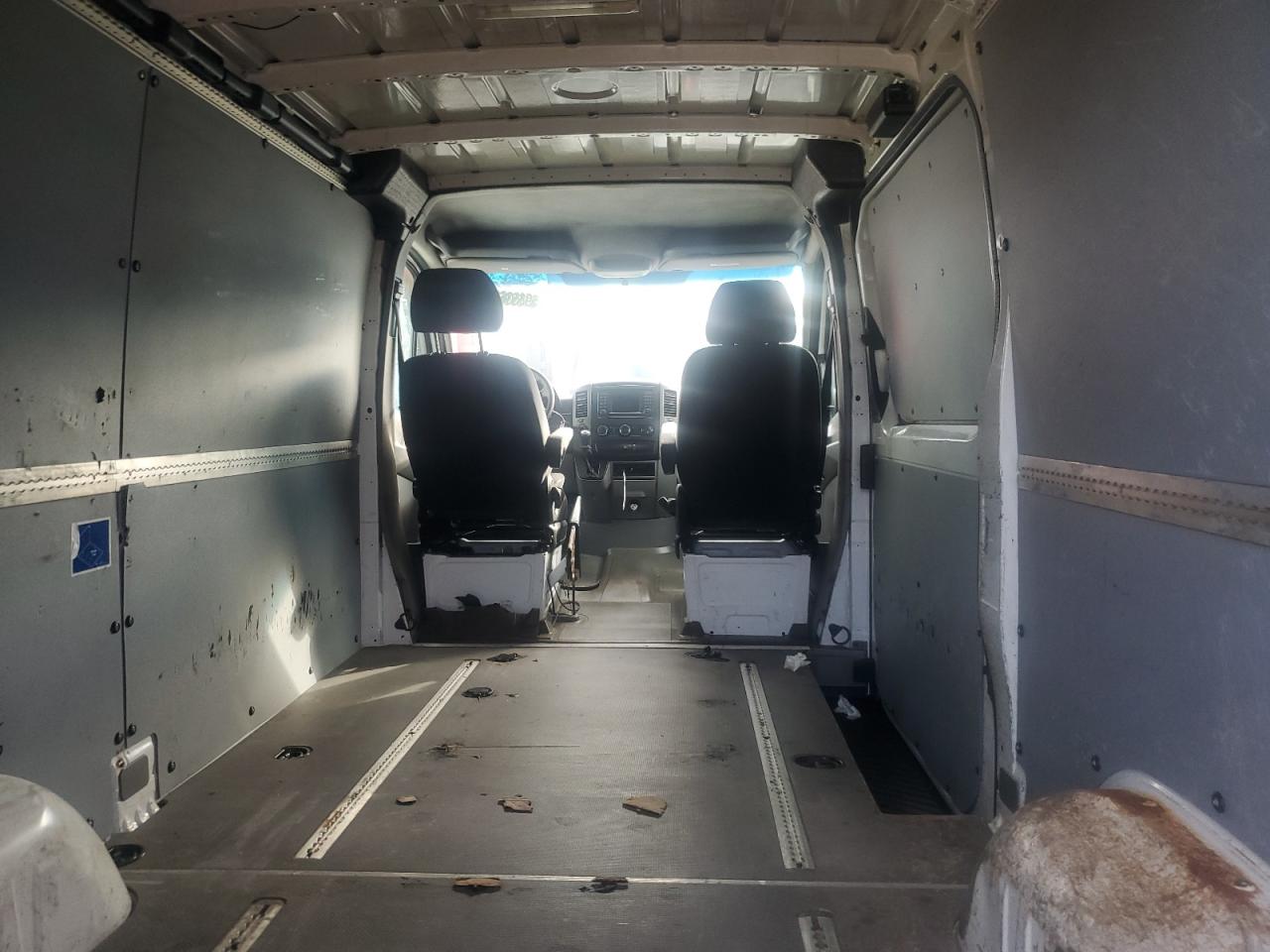 MERCEDES-BENZ SPRINTER 2500