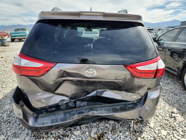 2018 TOYOTA SIENNA LE 5TDKZ3DC3JS920966
