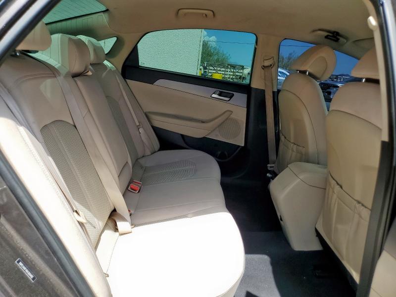 2016 HYUNDAI SONATA SE 5NPE24AF4GH360492