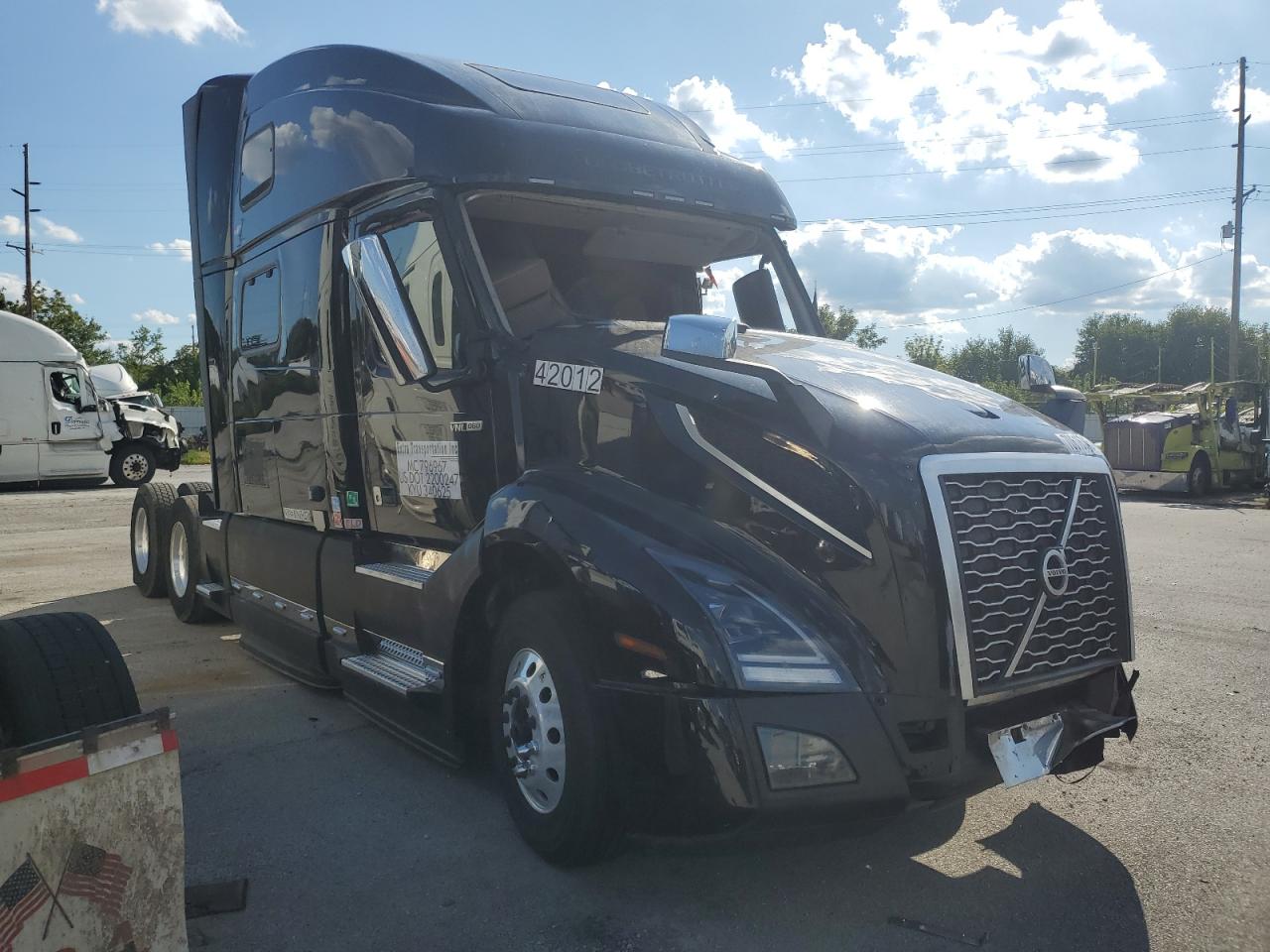 Lot #3260674639 2024 VOLVO VNL