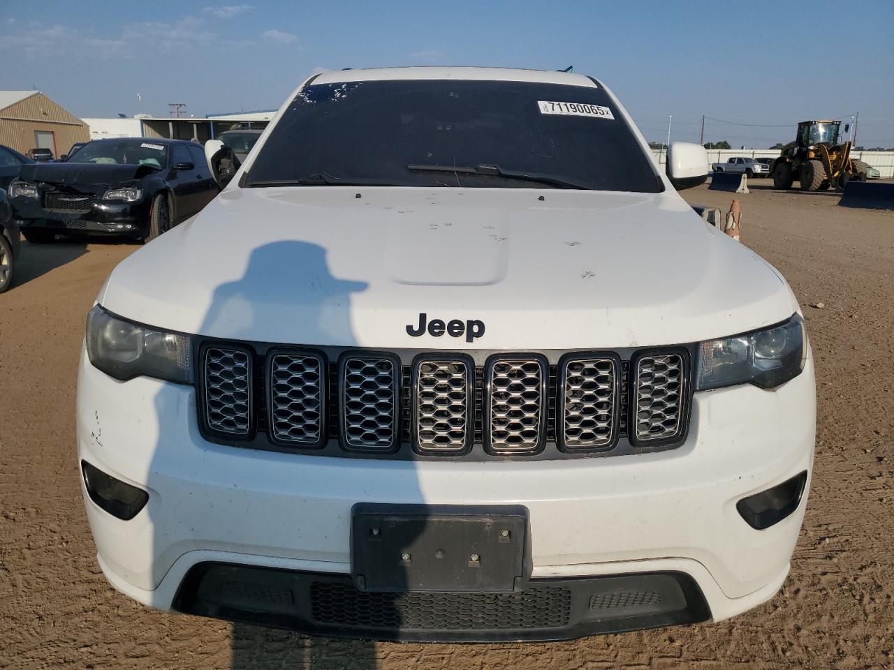 JEEP GRAND CHEROKEE LAREDO