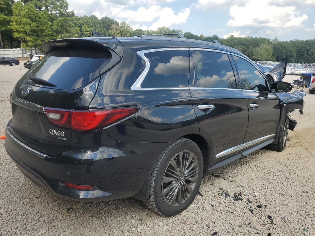 INFINITI QX60 LUXE