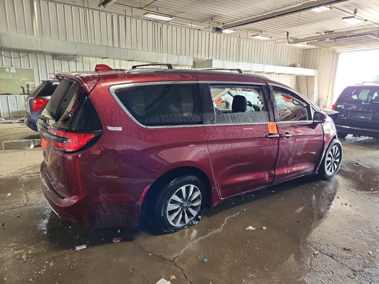 Lot #3319004326 2021 CHRYSLER PACIFICA H