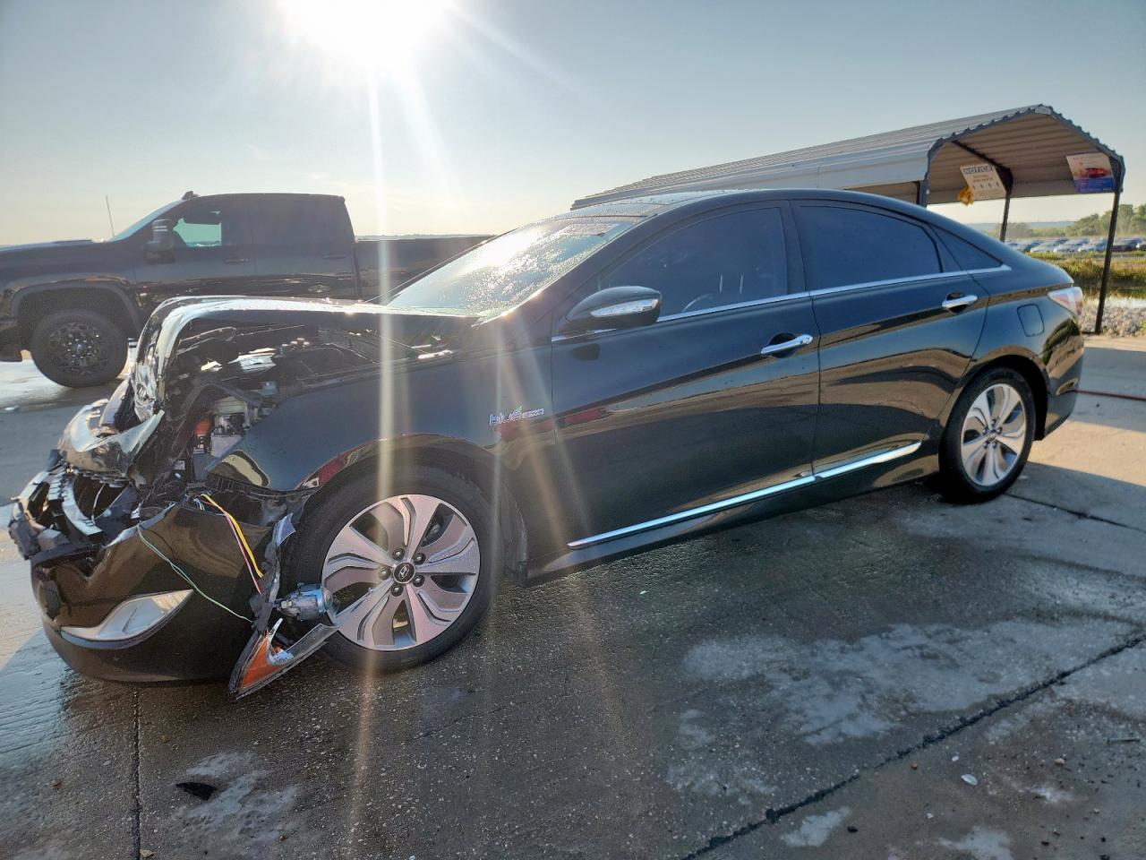 HYUNDAI SONATA HYBRID