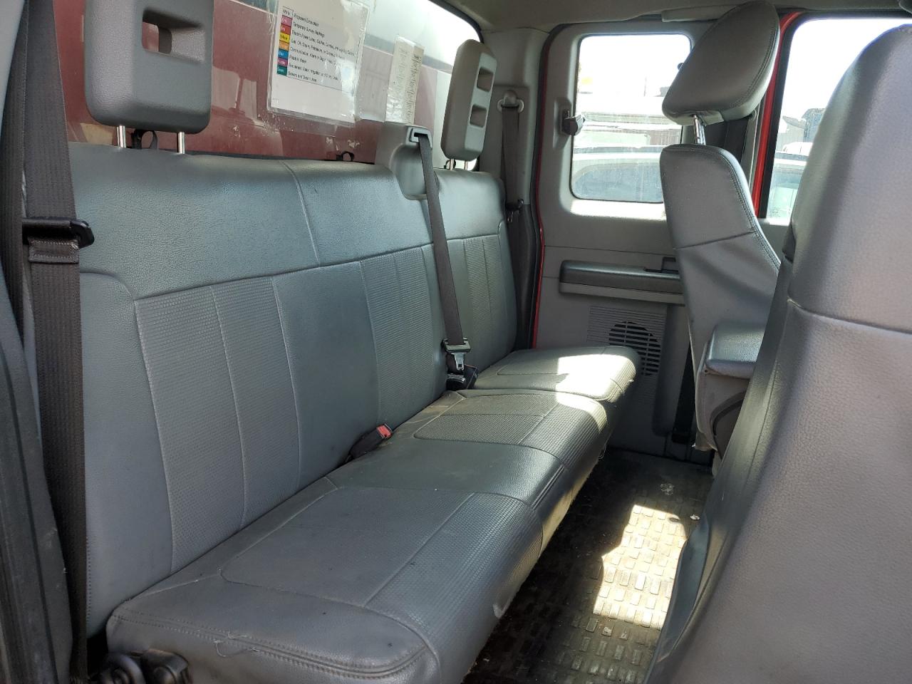 FORD F-550 SUPER DUTY