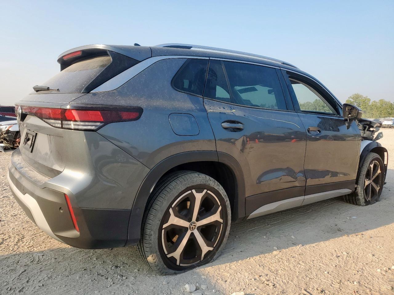 VOLKSWAGEN TIGUAN SE