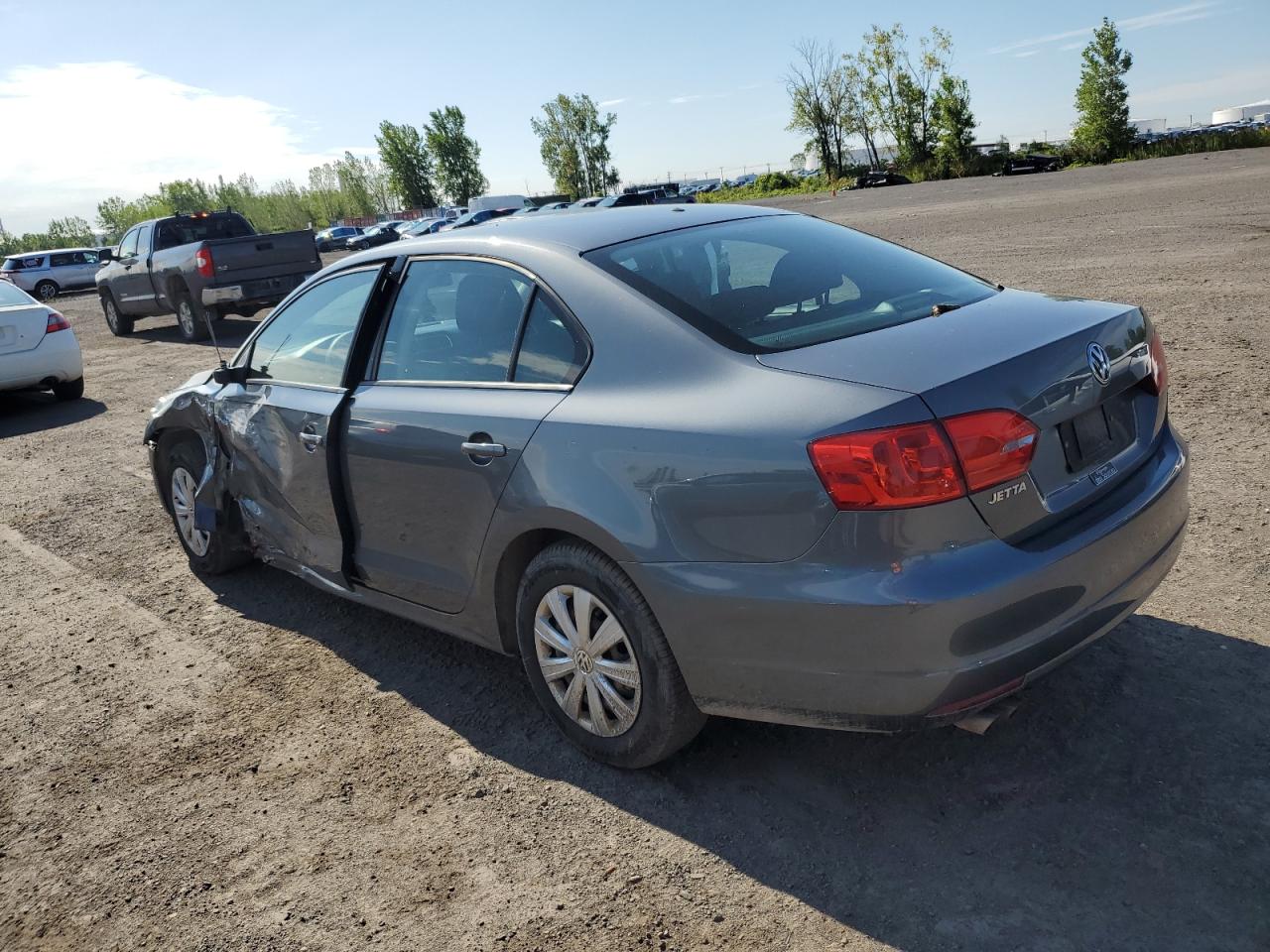 VOLKSWAGEN JETTA BASE