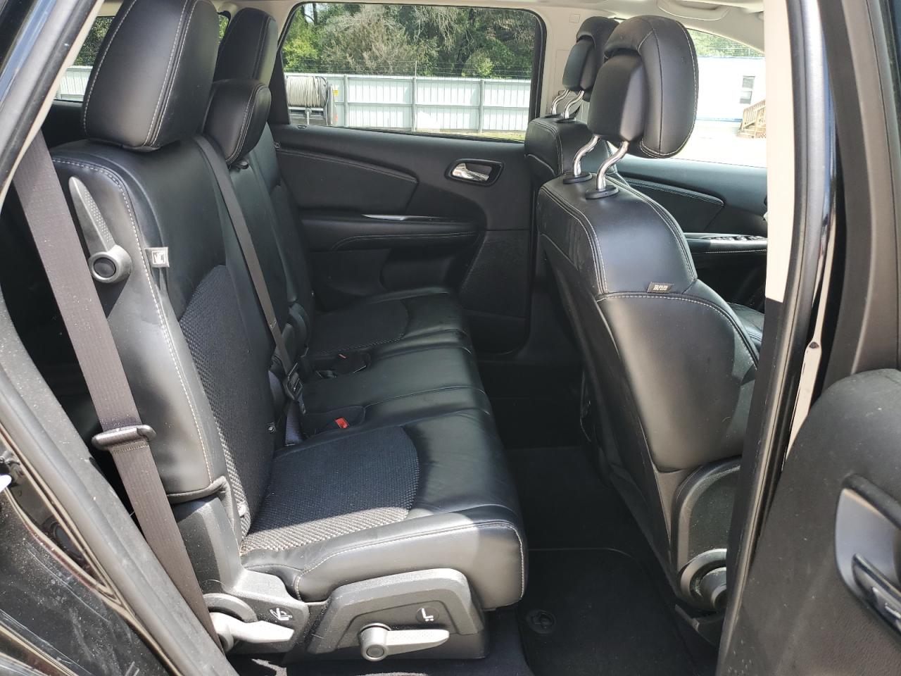 DODGE JOURNEY CROSSROAD