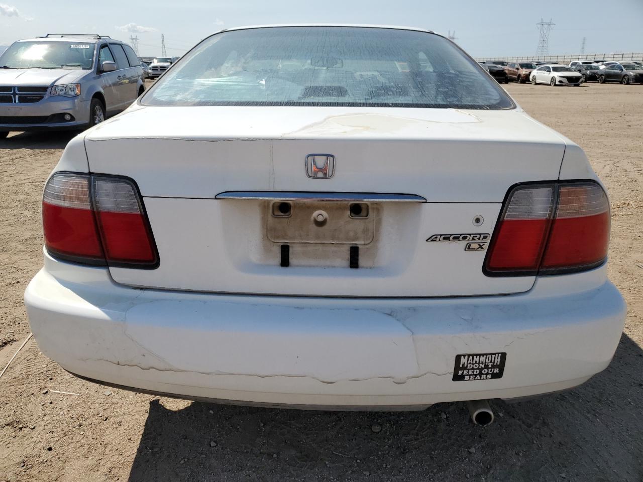 Lot #3235942816 1997 HONDA ACCORD LX