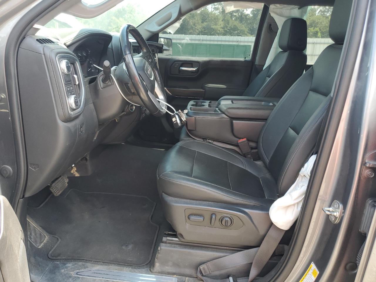 GMC SIERRA C1500 SLT