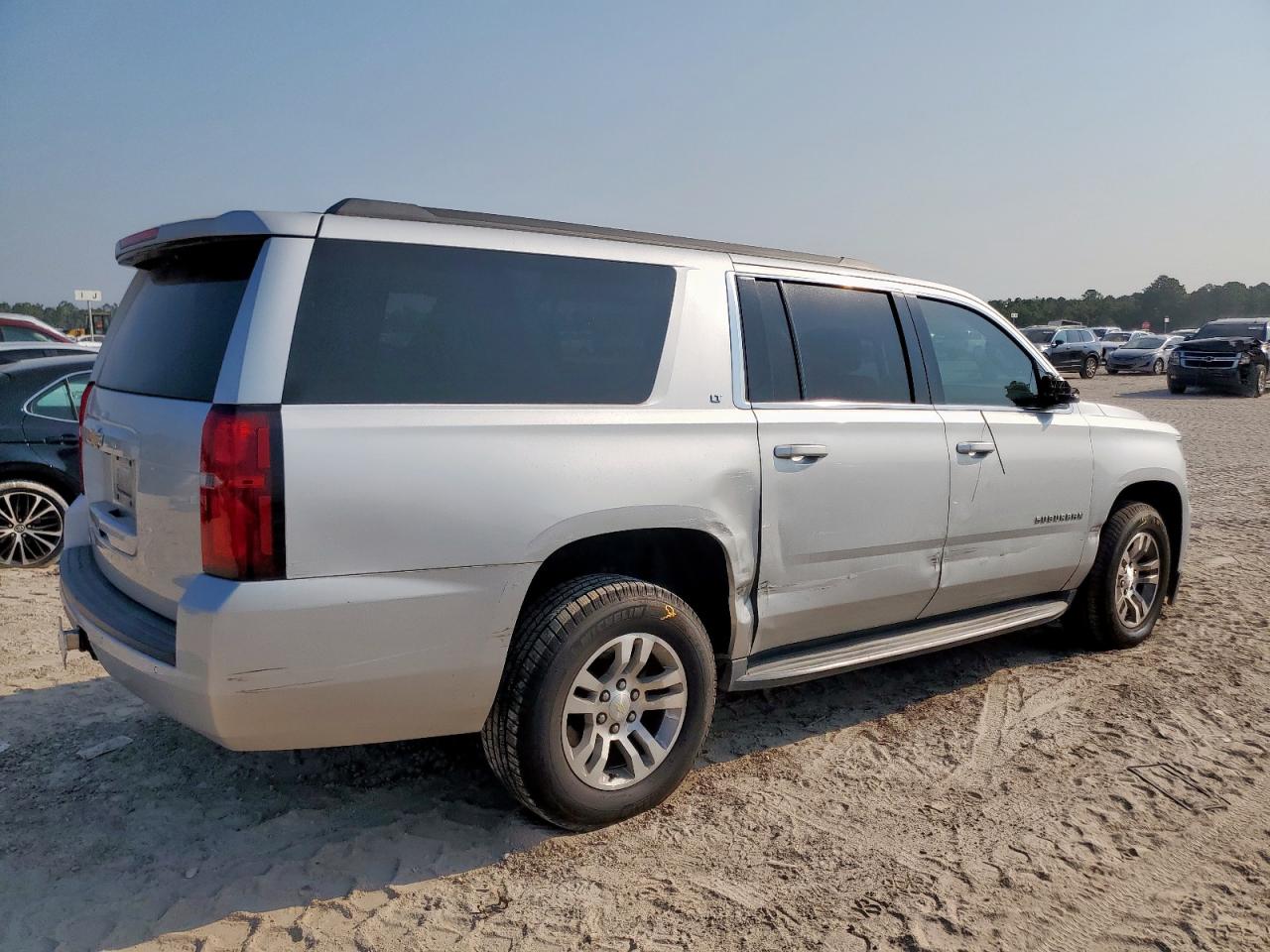 CHEVROLET SUBURBAN K1500 LT