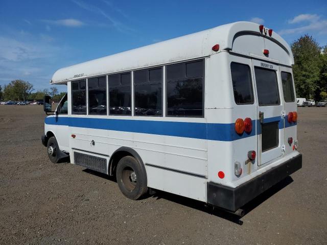 CHEVROLET EXPRESS G3 2005 white cutaway gas 1GBJG31UX51222506 photo #3