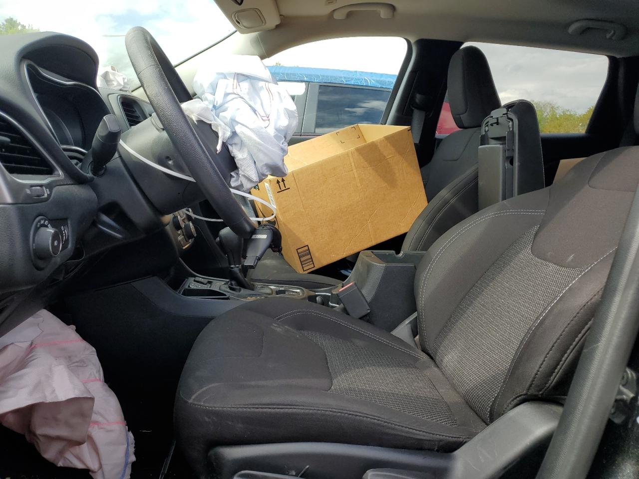 JEEP GRAND CHEROKEE LATITUDE