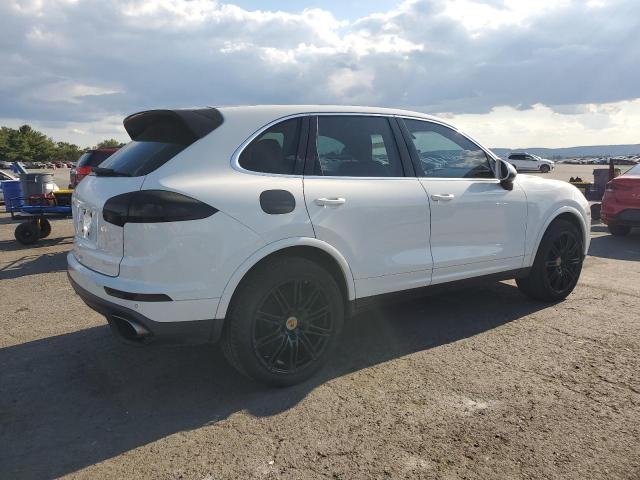 2016 PORSCHE CAYENNE WP1AA2A28GLA02499