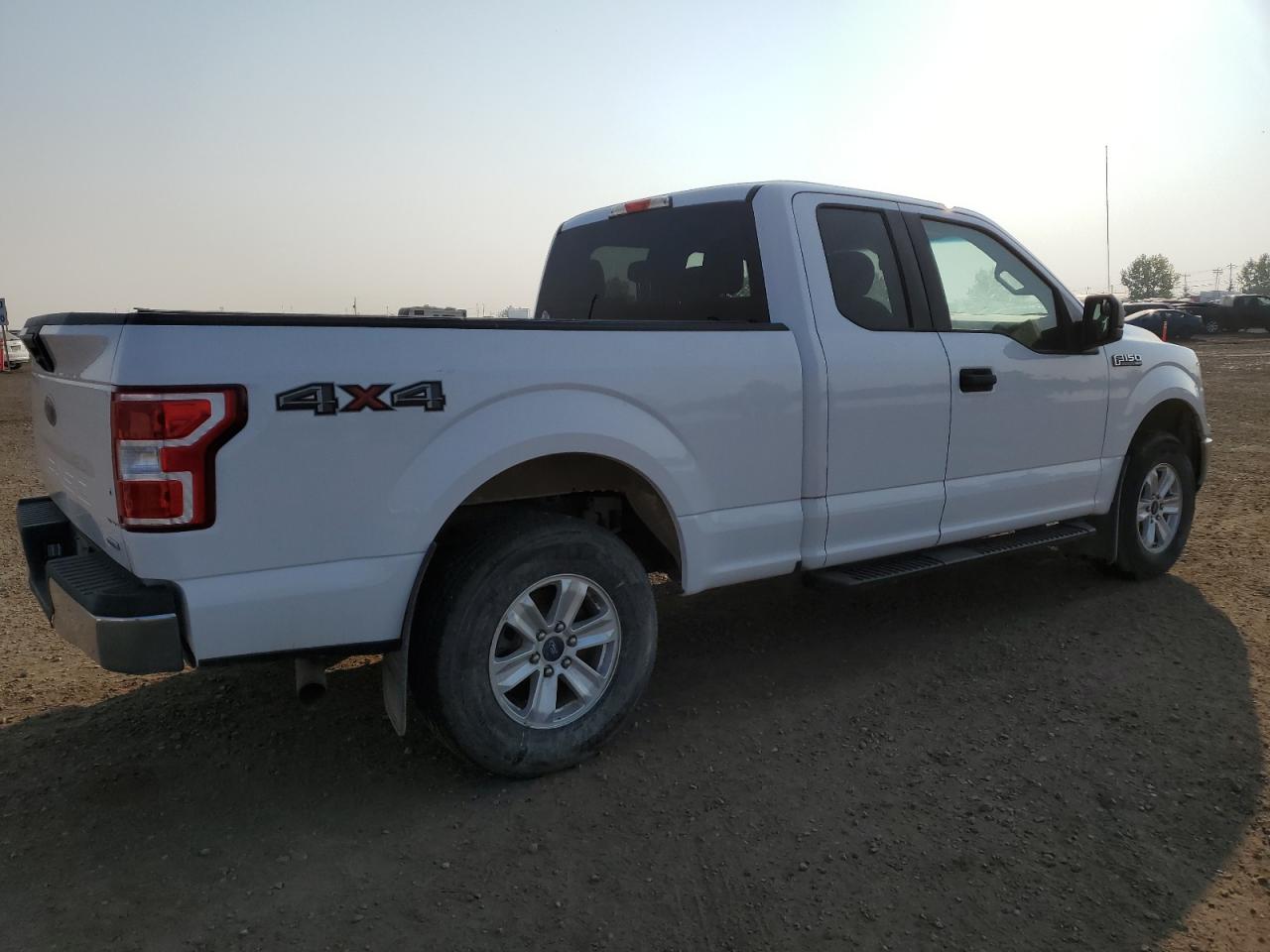 FORD F-150 SUPER CAB