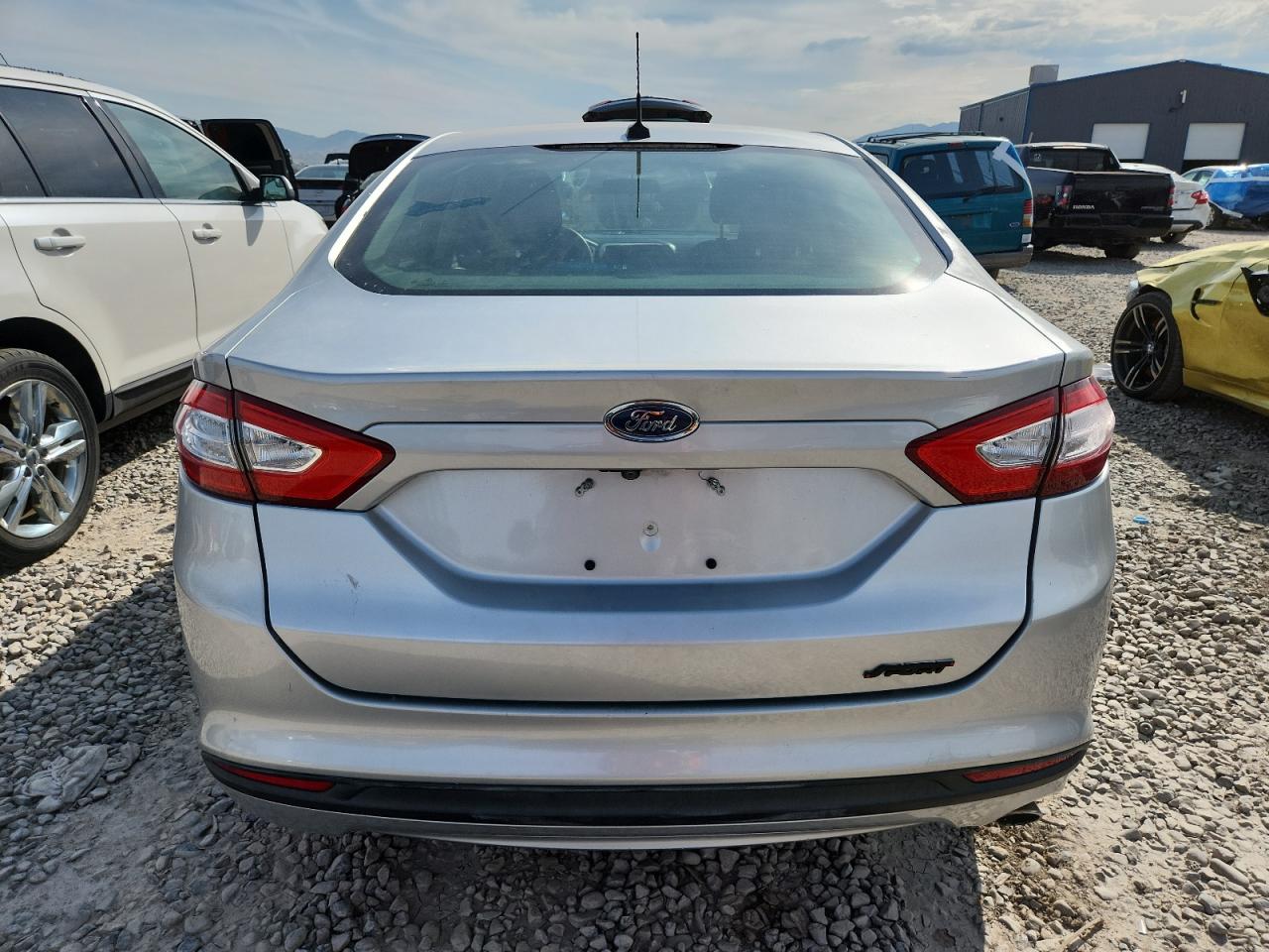 FORD FUSION SE
