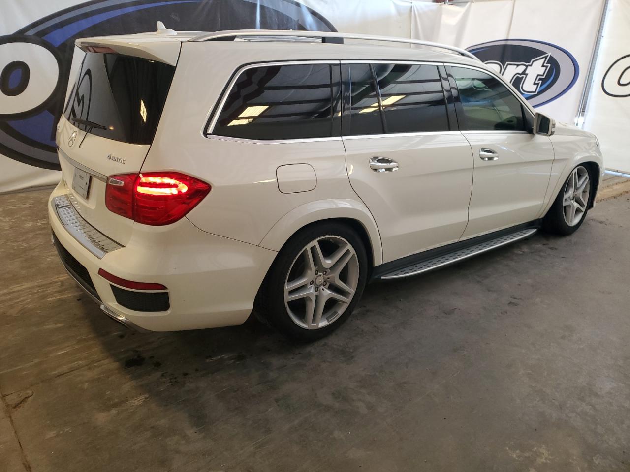 MERCEDES-BENZ GL-CLASS 550 4MATIC