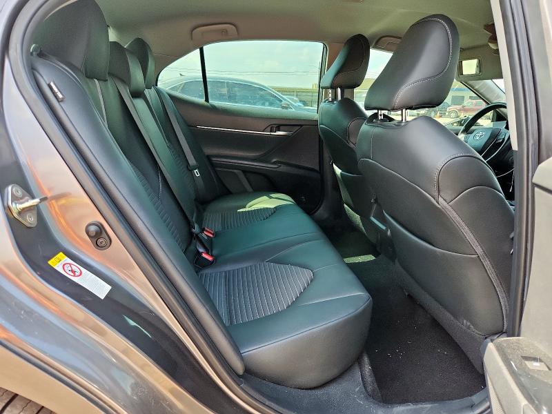 2019 TOYOTA CAMRY SE 4T1B11HKXKU231934