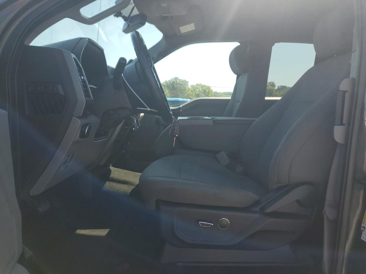 FORD F-150 SUPER CAB