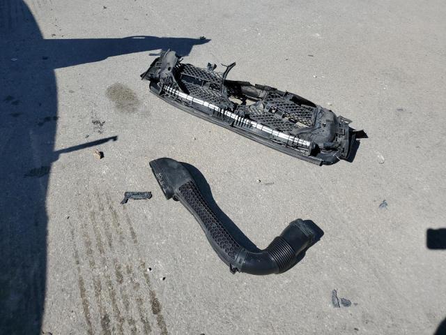 2019 MERCEDES-BENZ E 300 4MAT WDDZF4KB7KA582659