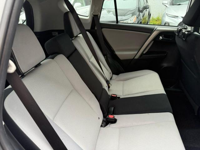 2016 TOYOTA RAV4 XLE 2T3WFREV0GW284804