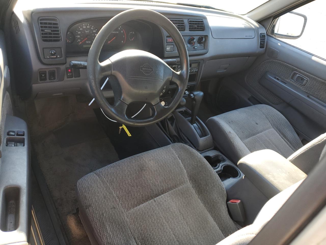 Lot #3248505557 2000 NISSAN FRONTIER K