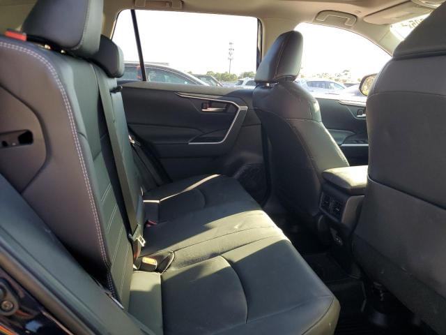 2025 TOYOTA RAV4 XLE PREMIUM JTMB6RFVXSD162048