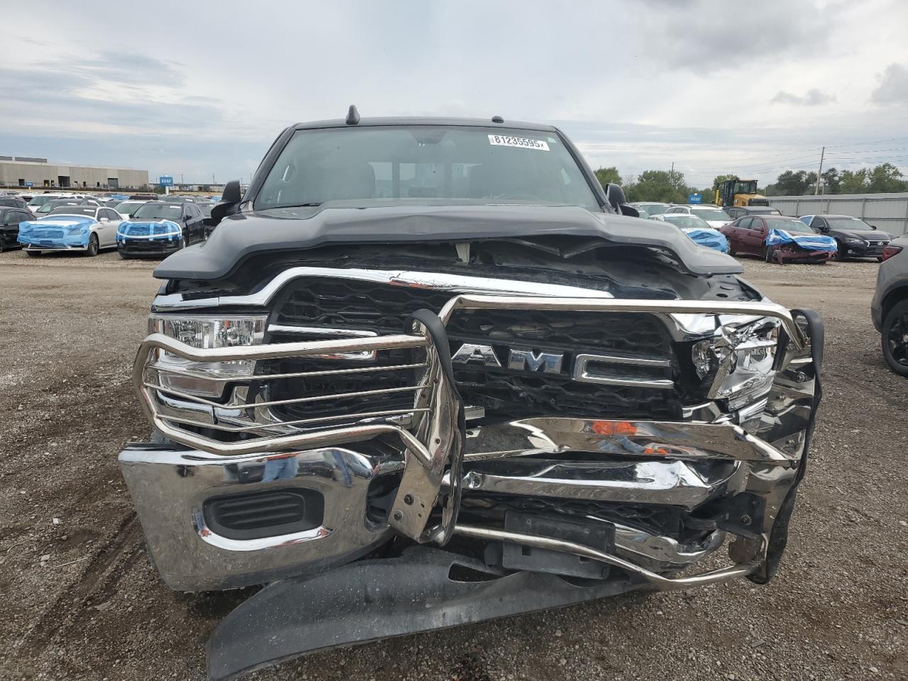 RAM 2500 TRADESMAN