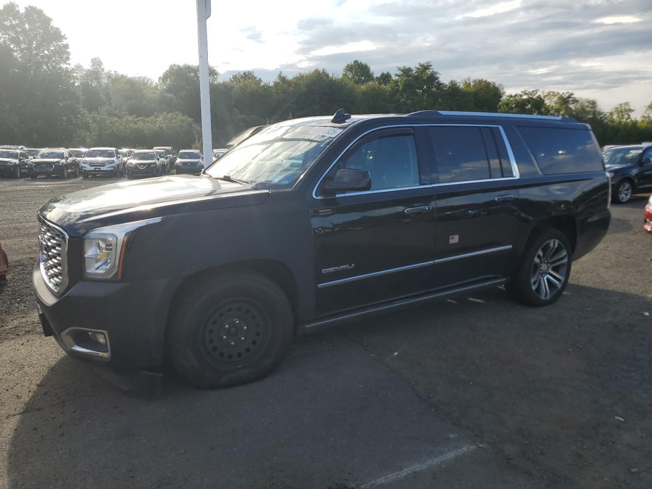 GMC YUKON DENALI