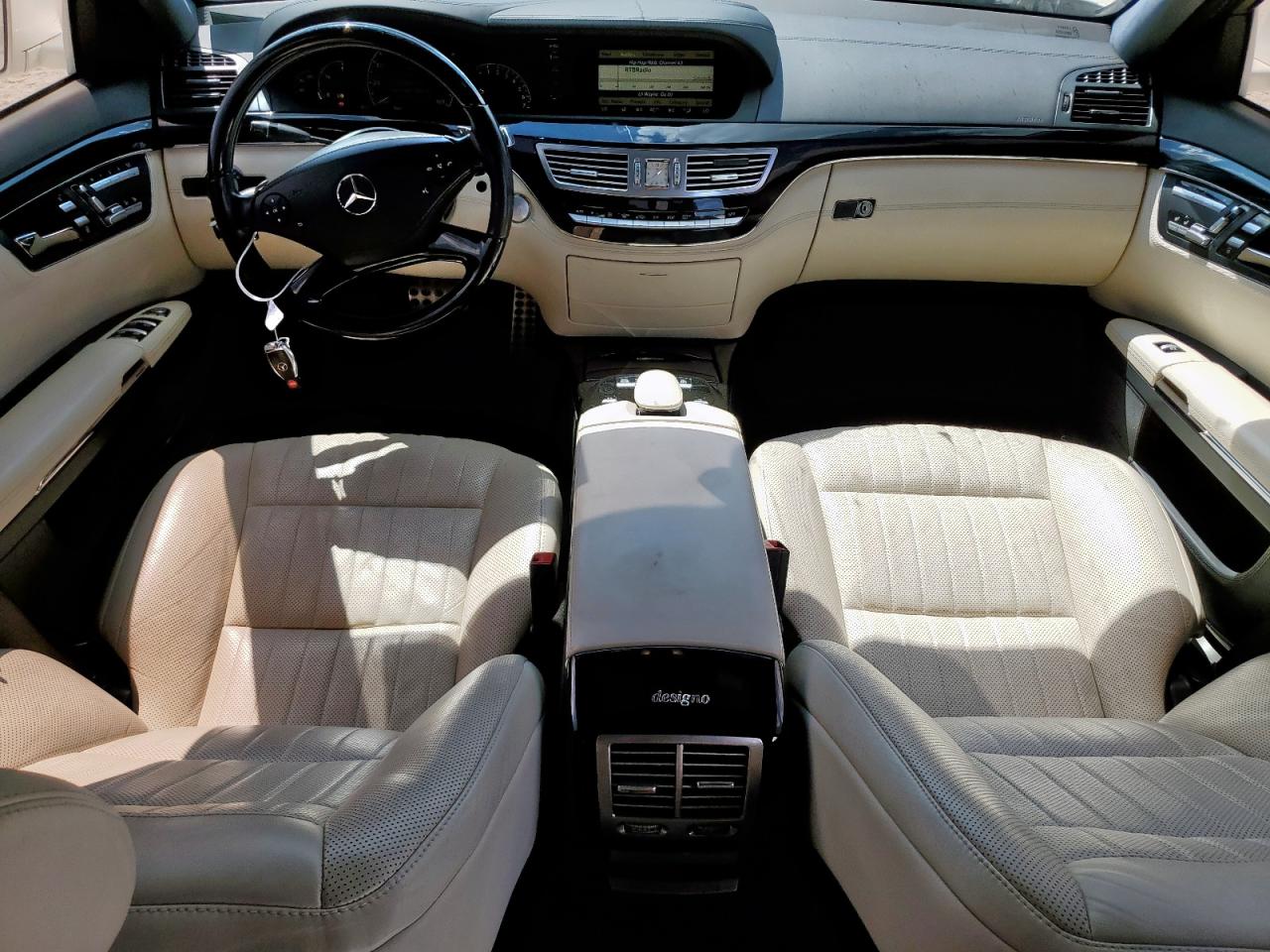 MERCEDES-BENZ S-CLASS 550