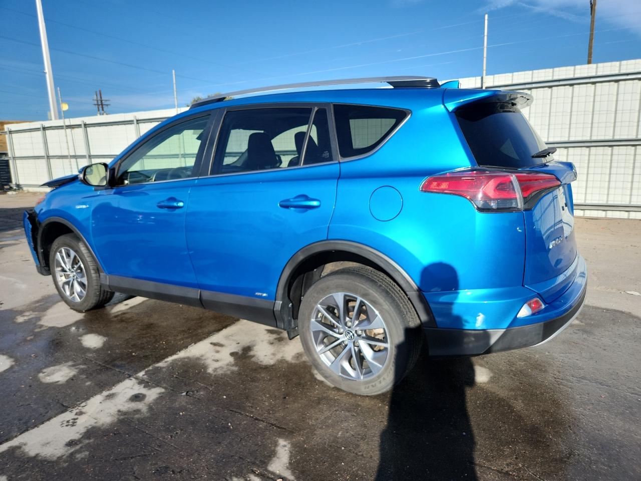 TOYOTA RAV4 LE