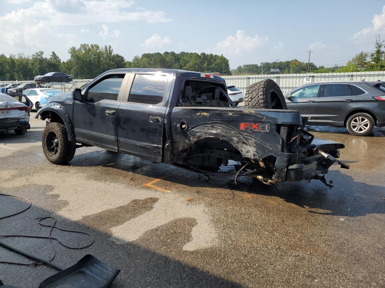 FORD F-150 SUPERCREW