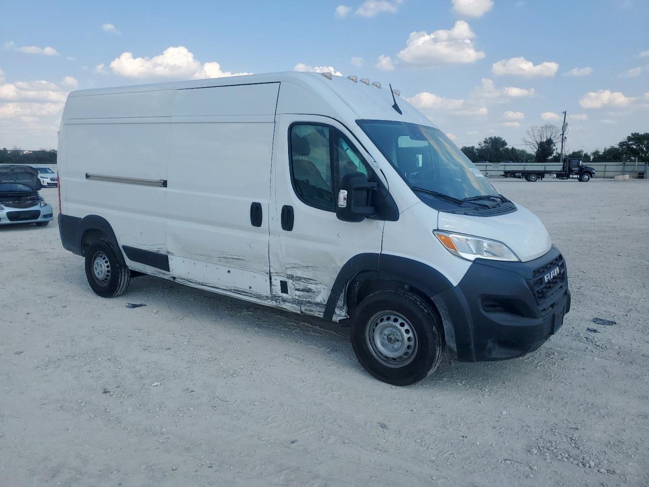 RAM PROMASTER 2500 HIGH
