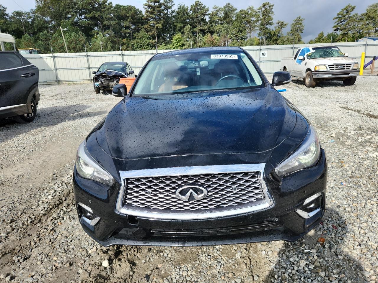 INFINITI Q50 LUXE