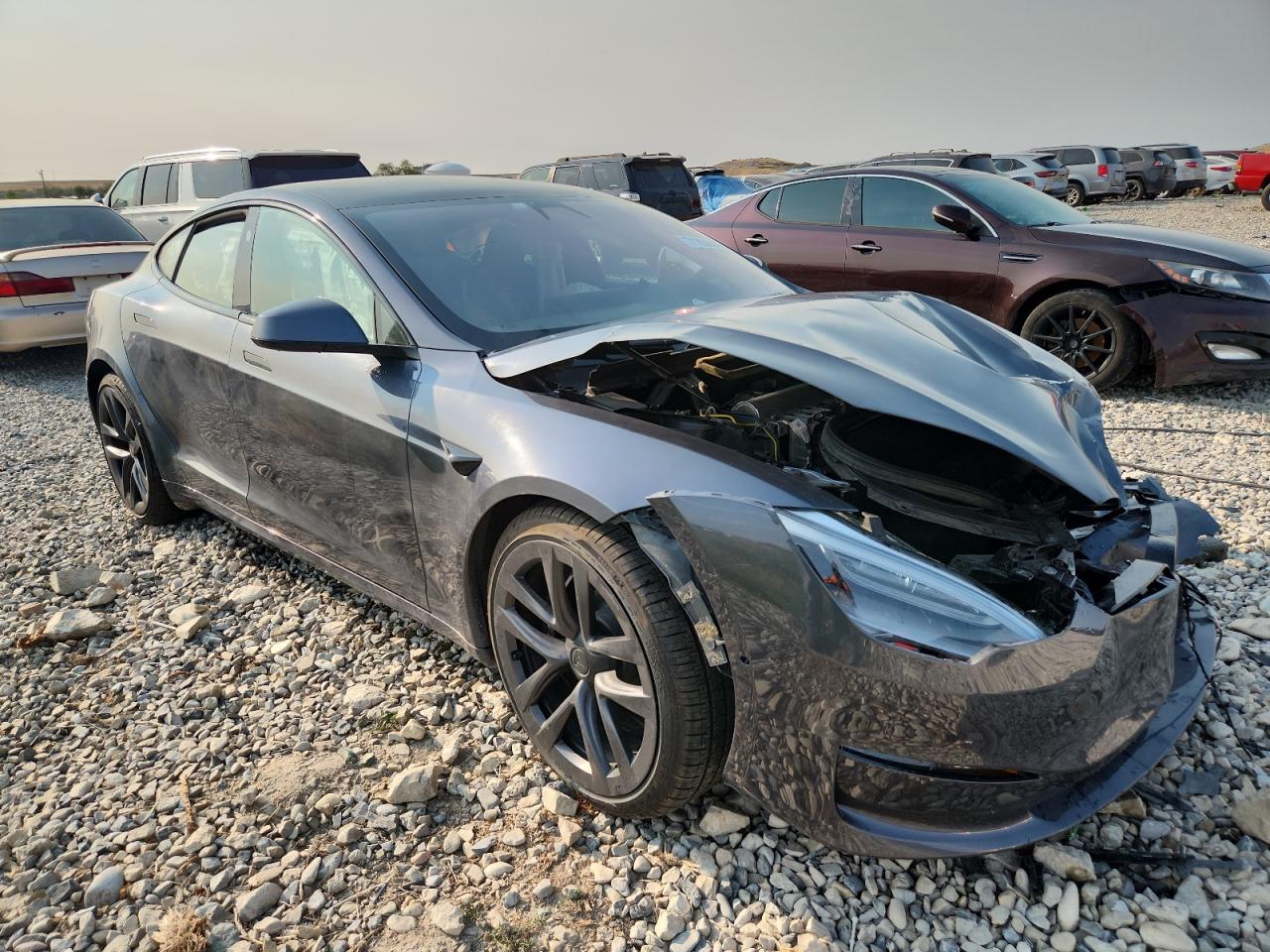 TESLA MODEL S