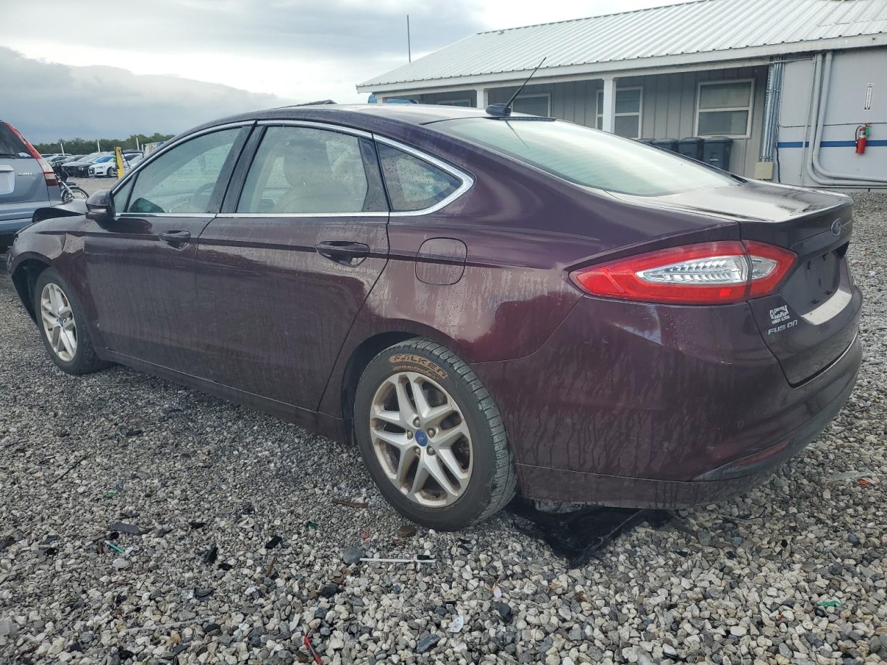 FORD FUSION SE